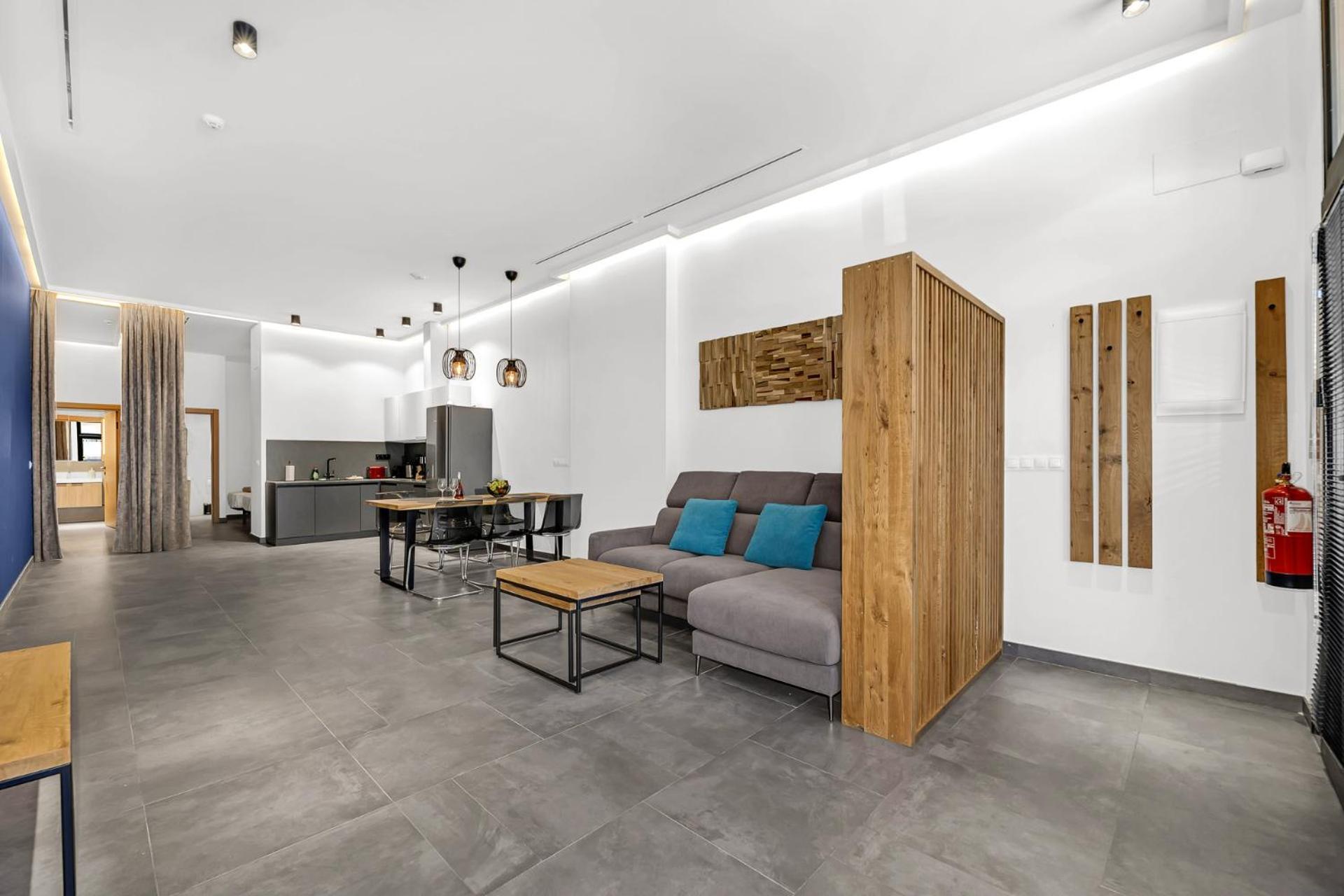 El Coloso Loft 1 贝纳尔马德纳 外观 照片